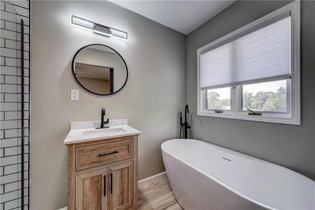14788 Midway Drive Property Photo 20