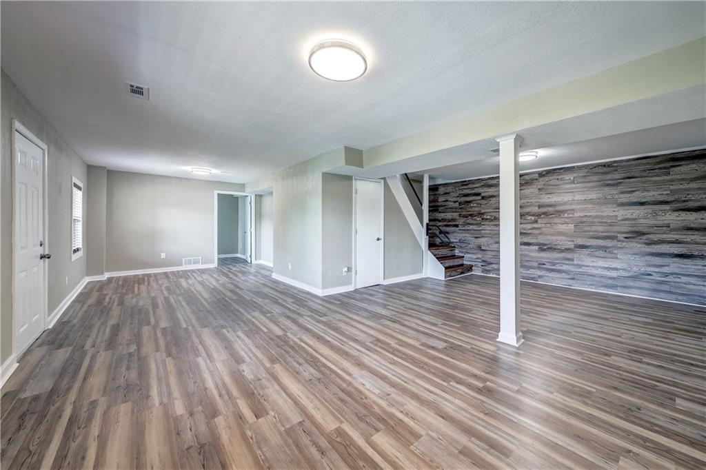 14788 Midway Drive Property Photo 26