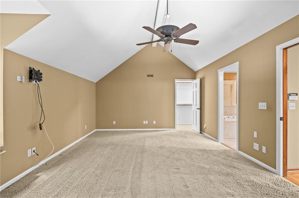512 Pinewood Drive Property Photo 30