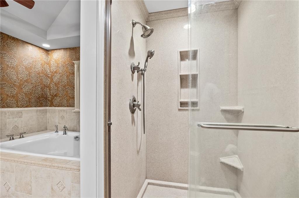 512 Pinewood Drive Property Photo 34