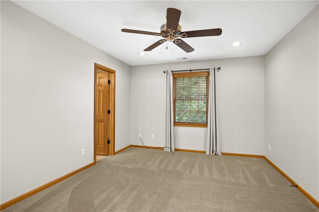 512 Pinewood Drive Property Photo 35