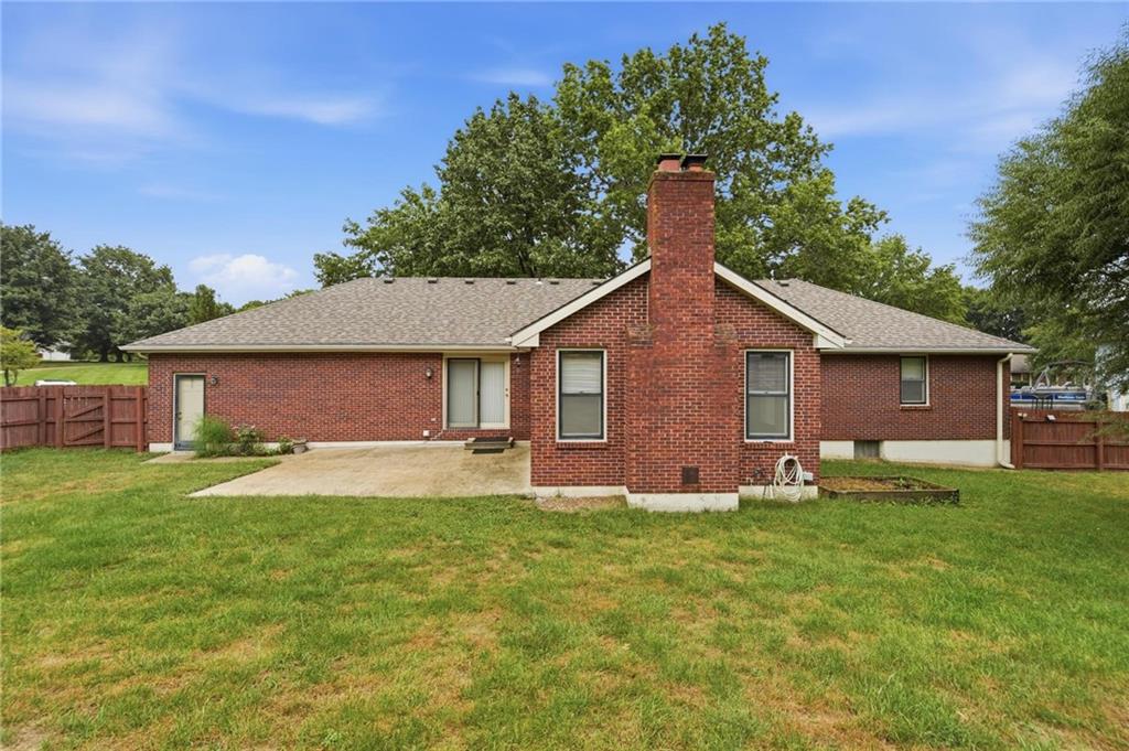 2622 Mohican Avenue Property Photo 5