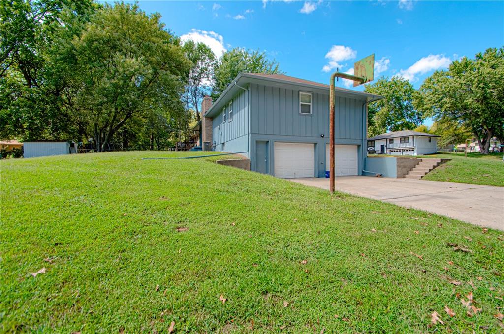 300 Parkwood Drive Property Photo 25