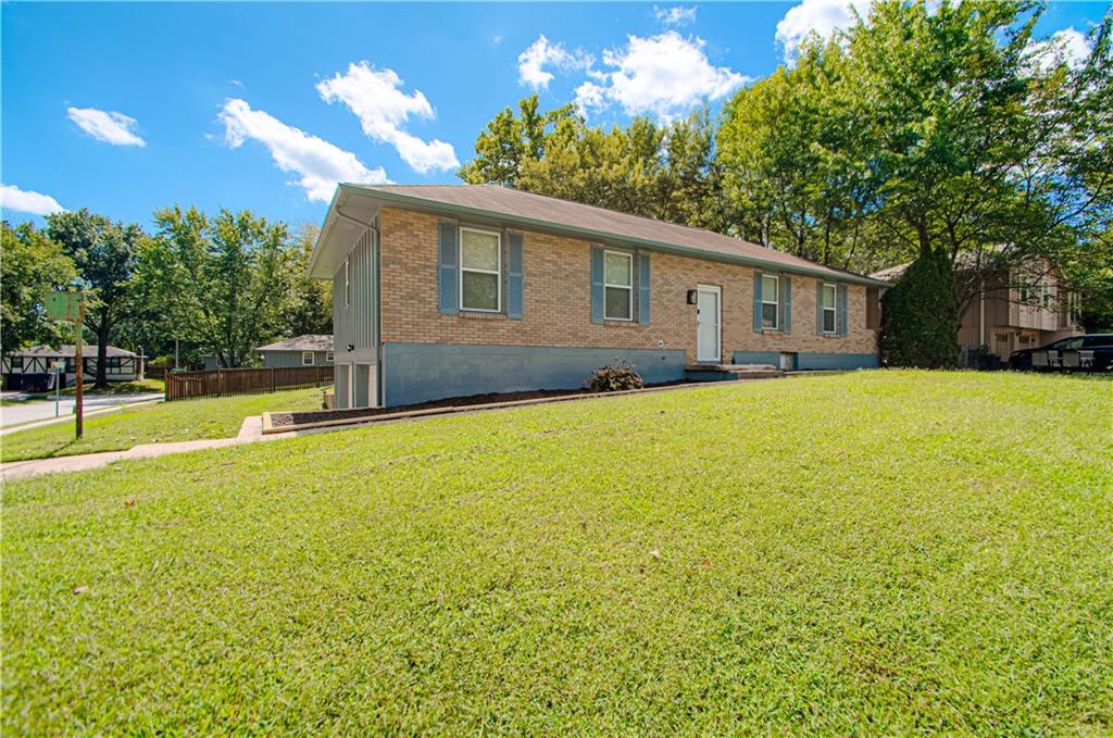 300 Parkwood Drive Property Photo 26