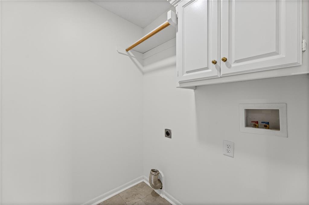 21470 W 122nd Street Property Photo 31