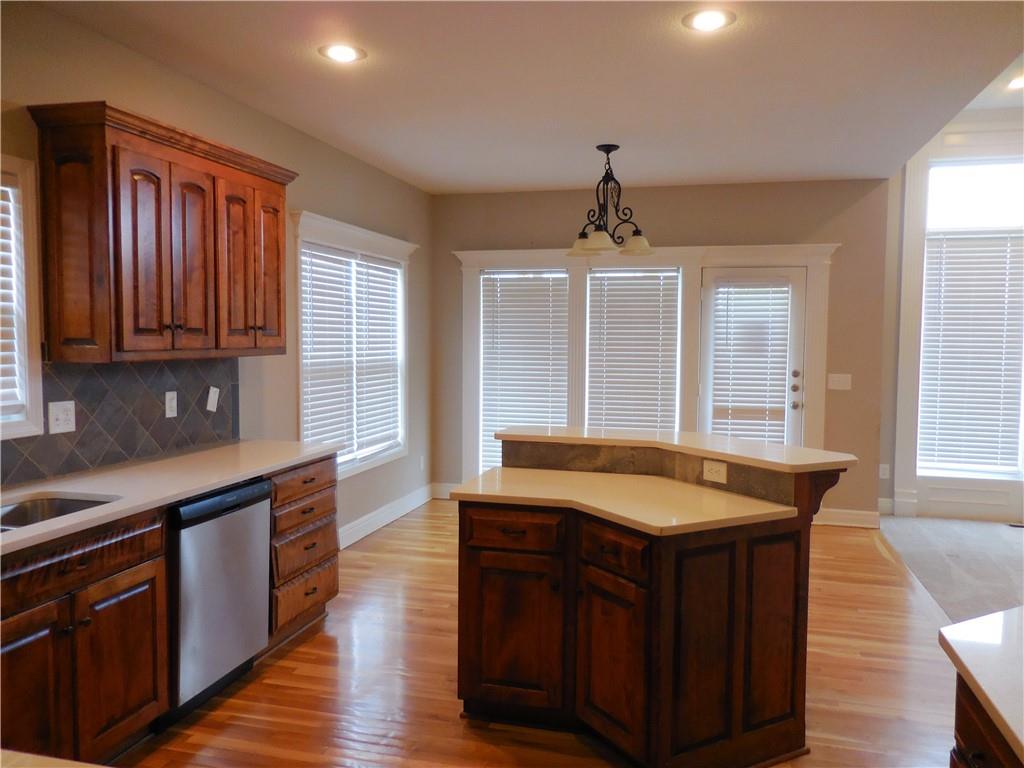 1446 Brompton Lane Property Photo 12