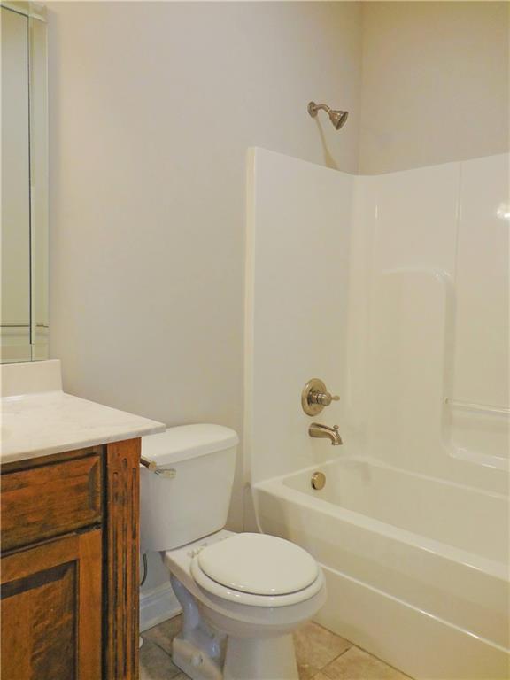 1446 Brompton Lane Property Photo 25