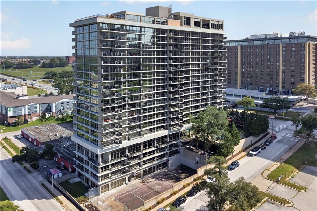 600 Admiral Boulevard Property Photo 1