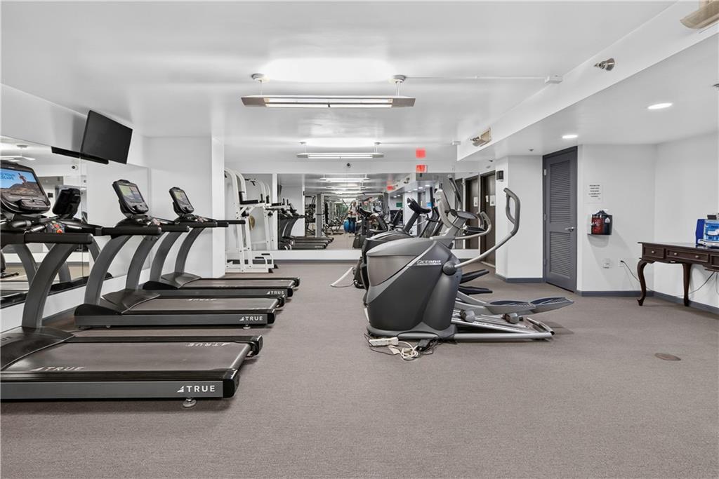 600 Admiral Boulevard Property Photo 36