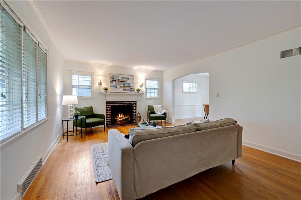 5315 Norwood Street Property Photo 5