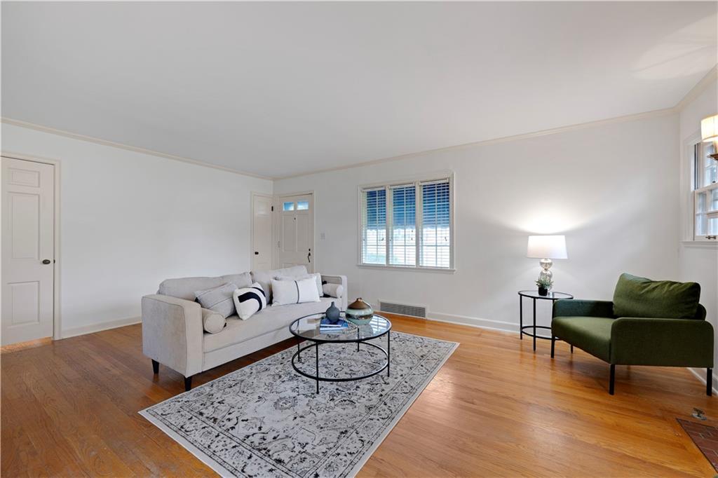 5315 Norwood Street Property Photo 8