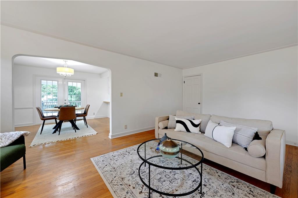 5315 Norwood Street Property Photo 9