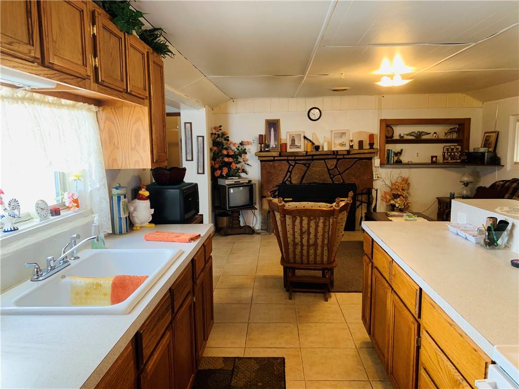 451 Ne 151 Road Property Photo 14