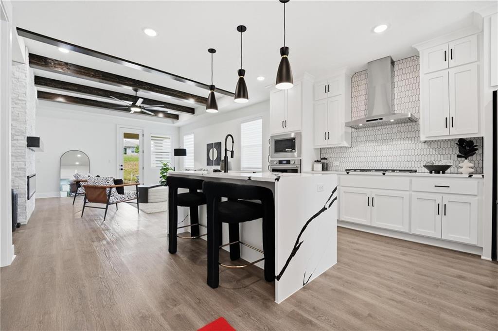 1301 Saddle Court Property Photo 14
