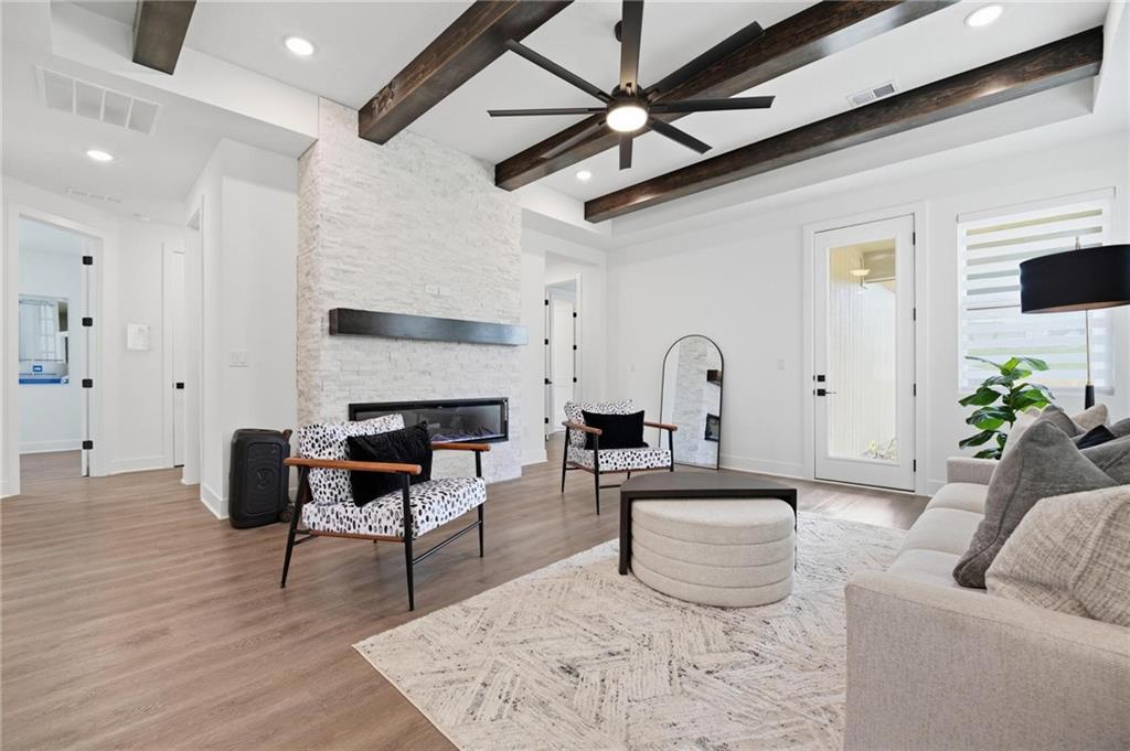 1301 Saddle Court Property Photo 24