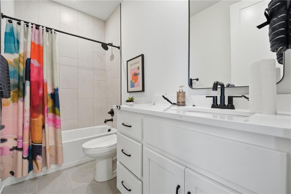 1301 Saddle Court Property Photo 28