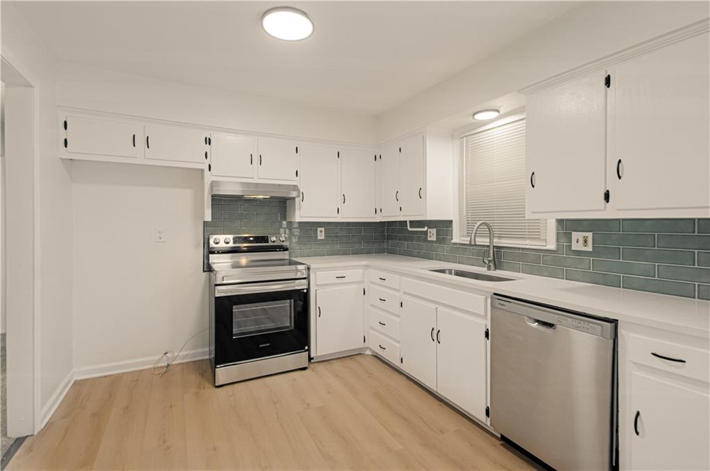 709 S Oak Street Property Photo 9