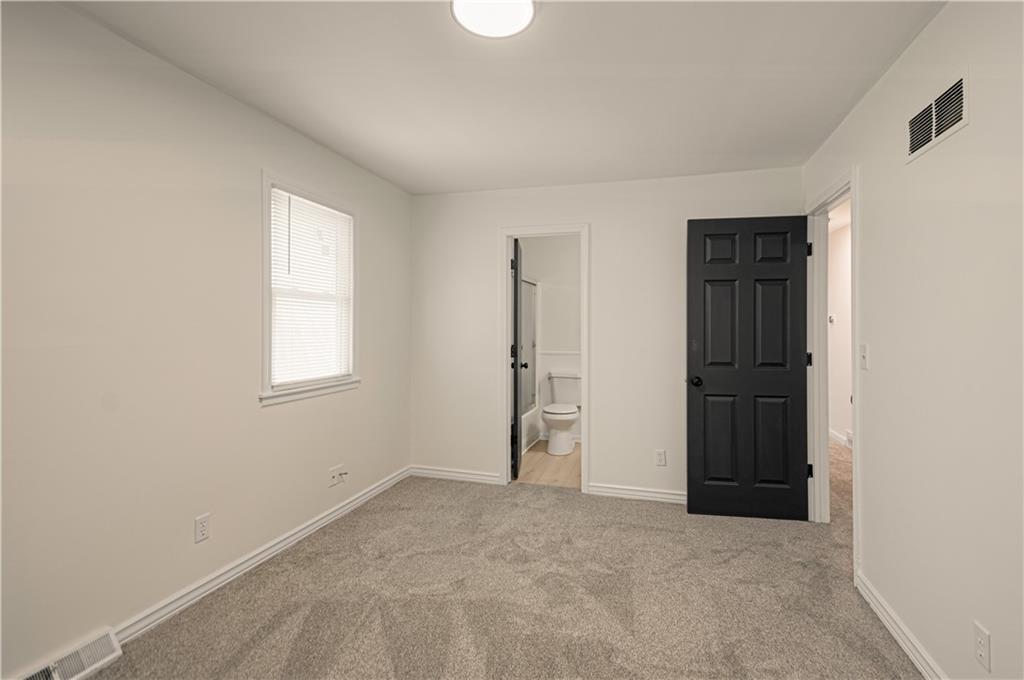 709 S Oak Street Property Photo 15