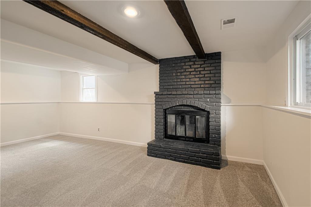 709 S Oak Street Property Photo 21