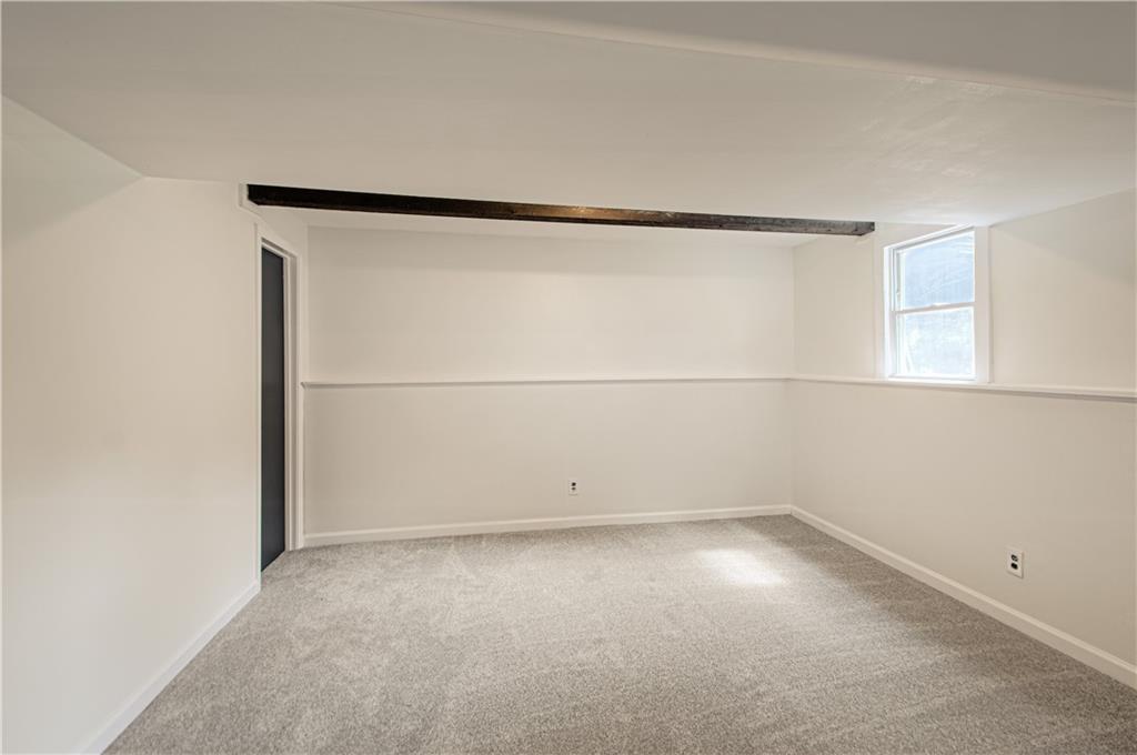 709 S Oak Street Property Photo 23