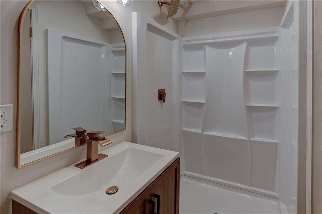 305 Sharon Drive Property Photo 20