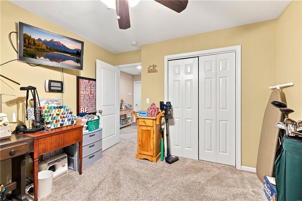 409 Sw Cross Creek Drive Property Photo 18