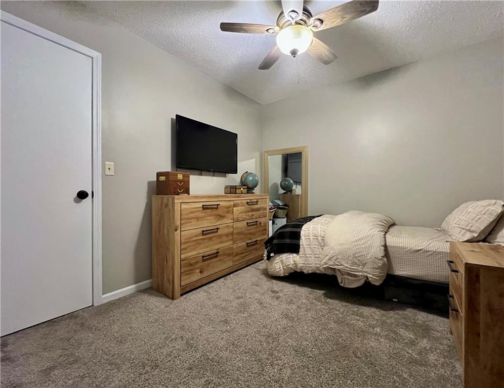 317 Glenview Drive Property Photo 13