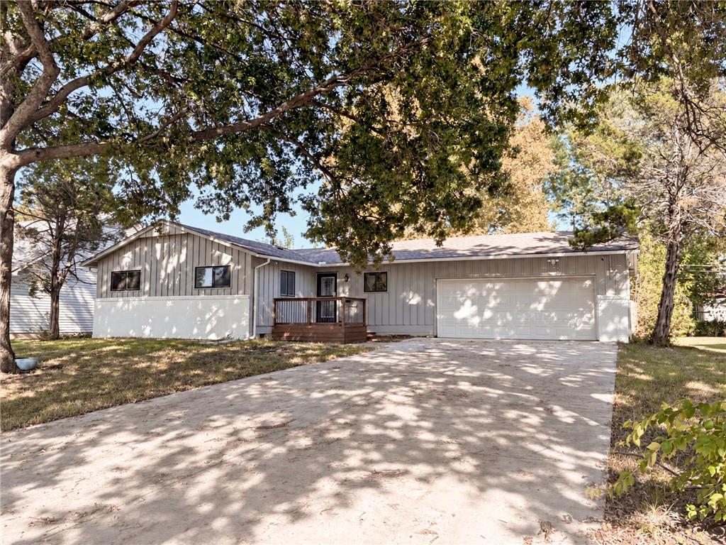 1417 S Ash Street Property Photo 1