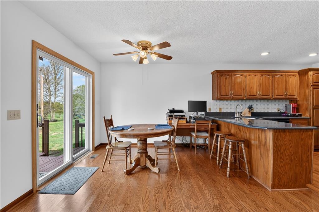 1504 Hillcrest Court Property Photo 6