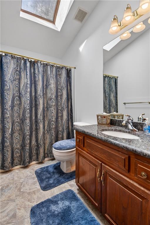 1504 Hillcrest Court Property Photo 15