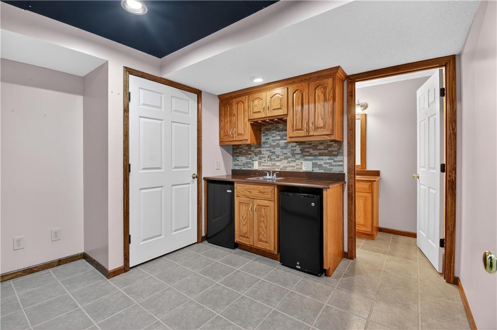 1504 Hillcrest Court Property Photo 19