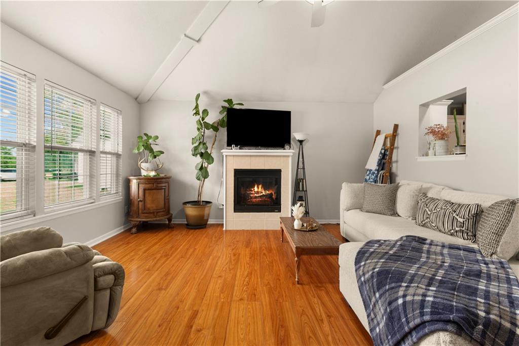 500 Birch Street Property Photo 10