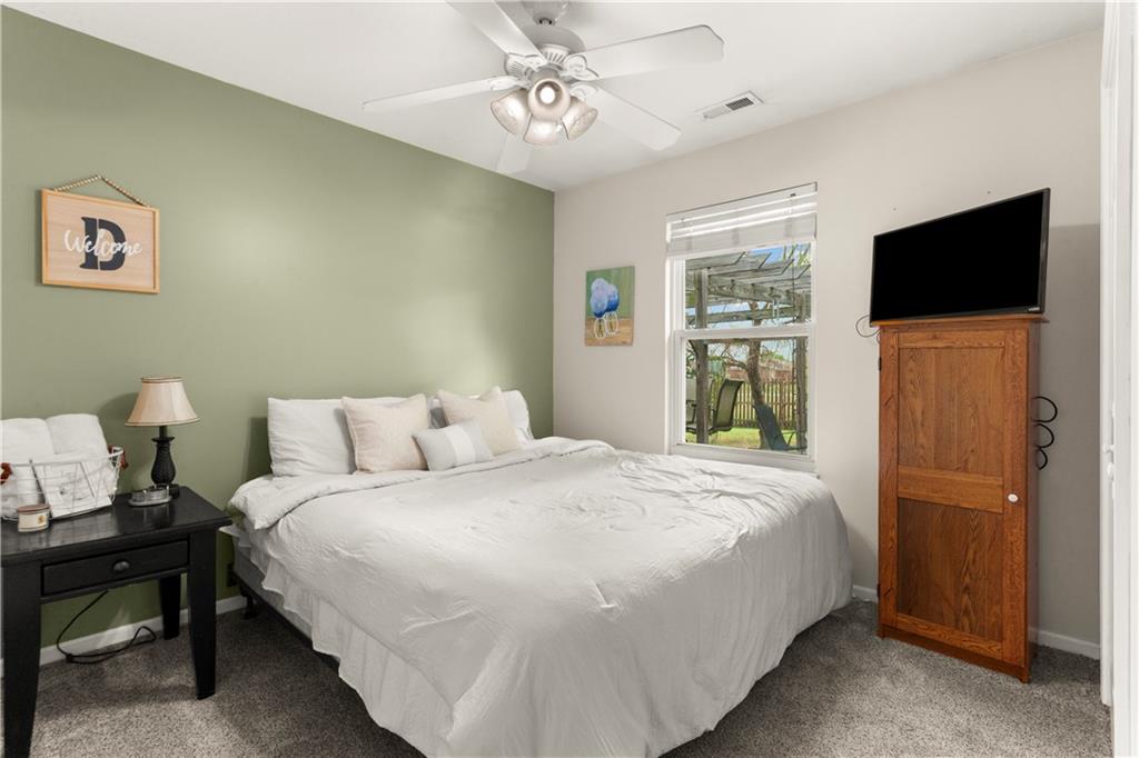 500 Birch Street Property Photo 23
