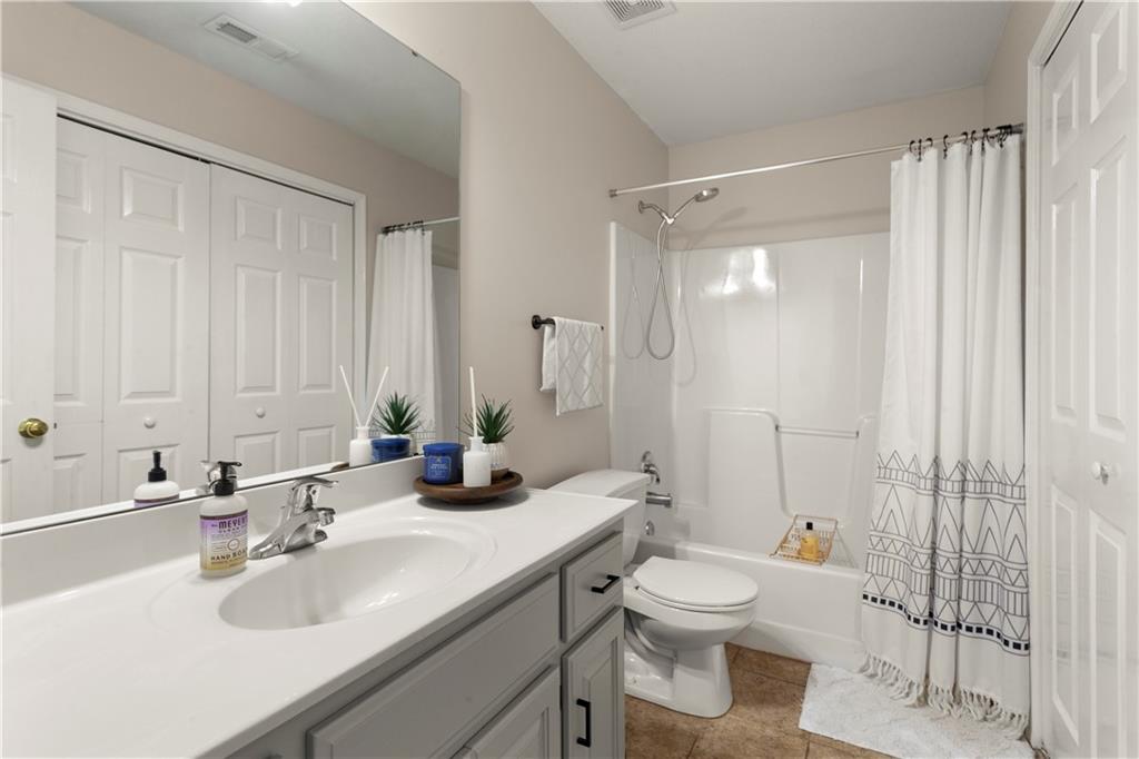 500 Birch Street Property Photo 26