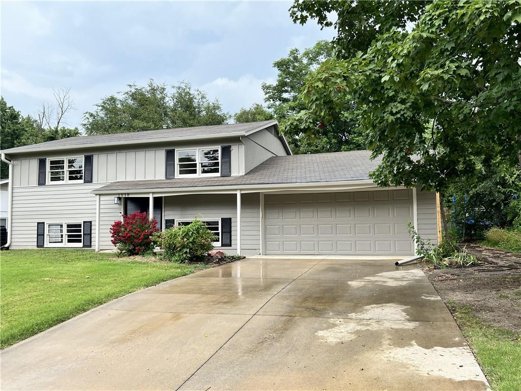 1518 Davis Road Property Photo 1