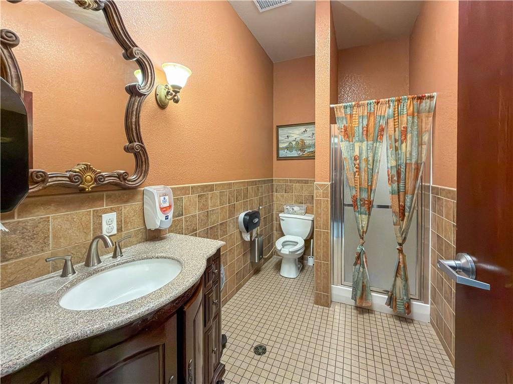 2925 Clinton Road Property Photo 37