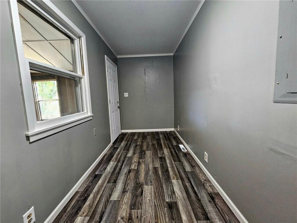 112 W Walnut Street Property Photo 7