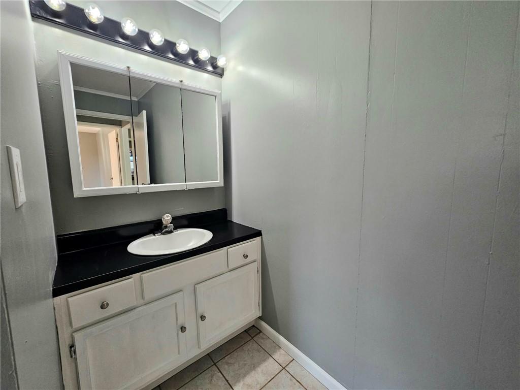 112 W Walnut Street Property Photo 10