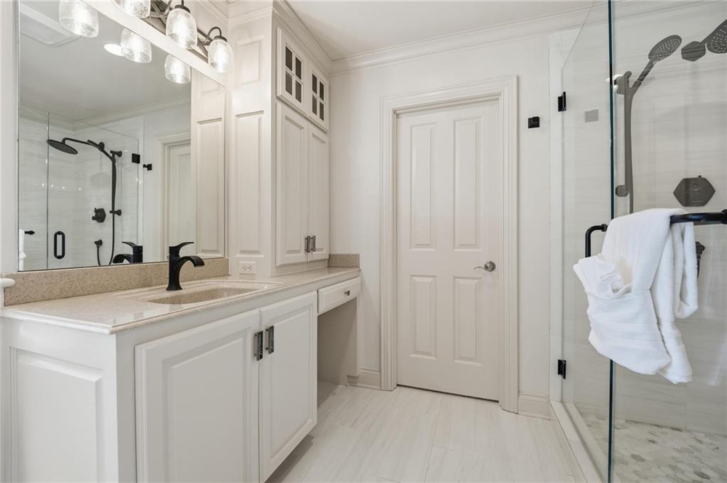17805 Bond Avenue Property Photo 30