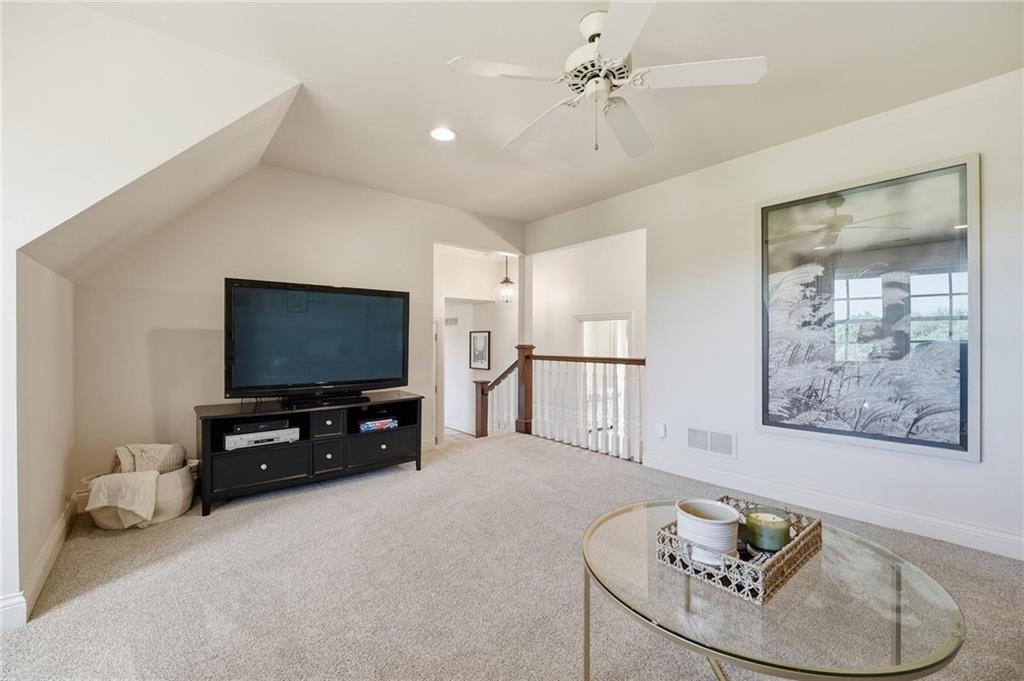 17805 Bond Avenue Property Photo 34
