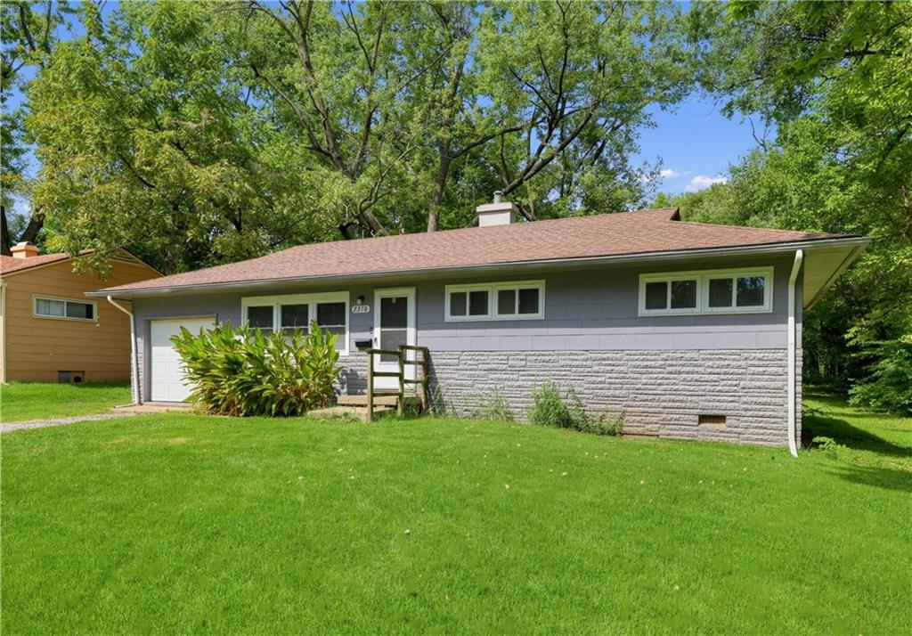 7310 Ruskin Way Property Photo 3