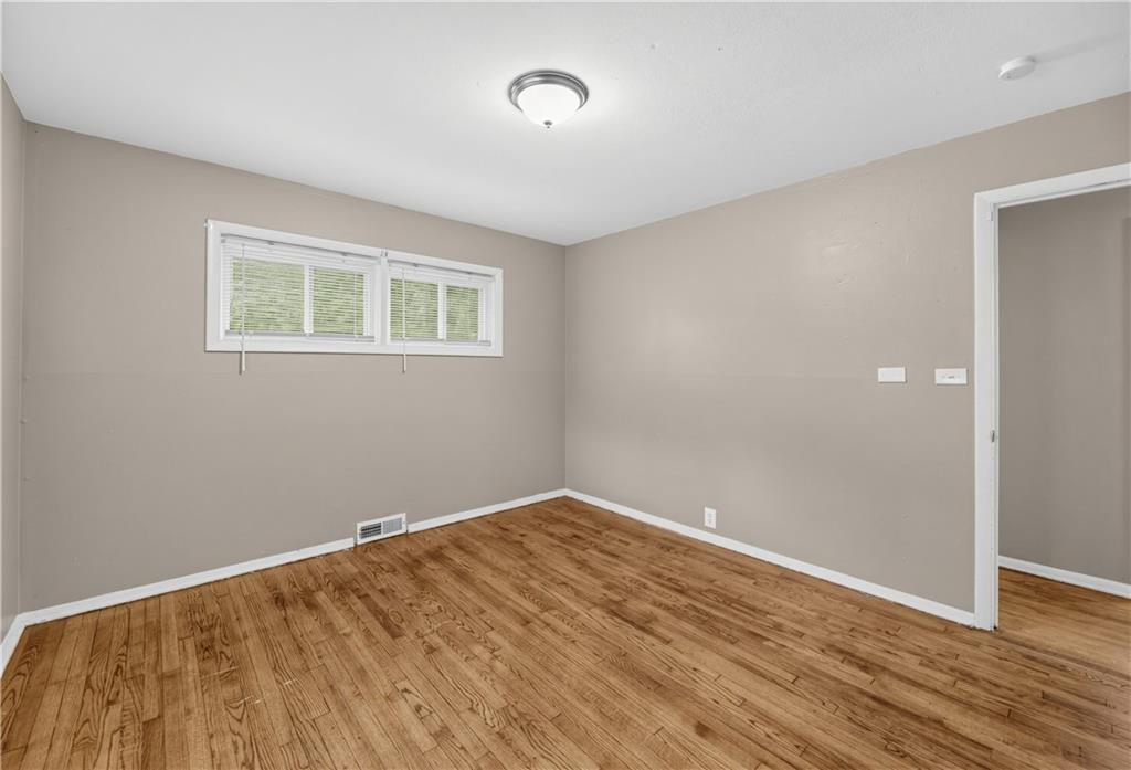 7310 Ruskin Way Property Photo 13