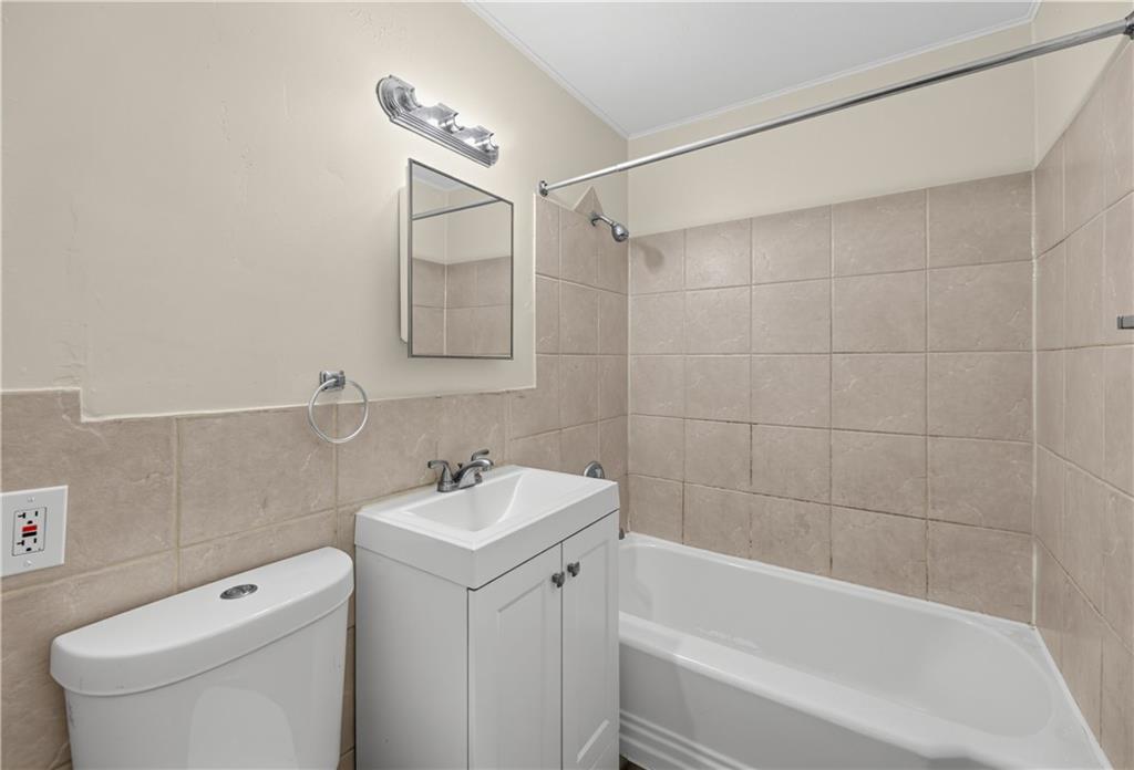 7310 Ruskin Way Property Photo 21