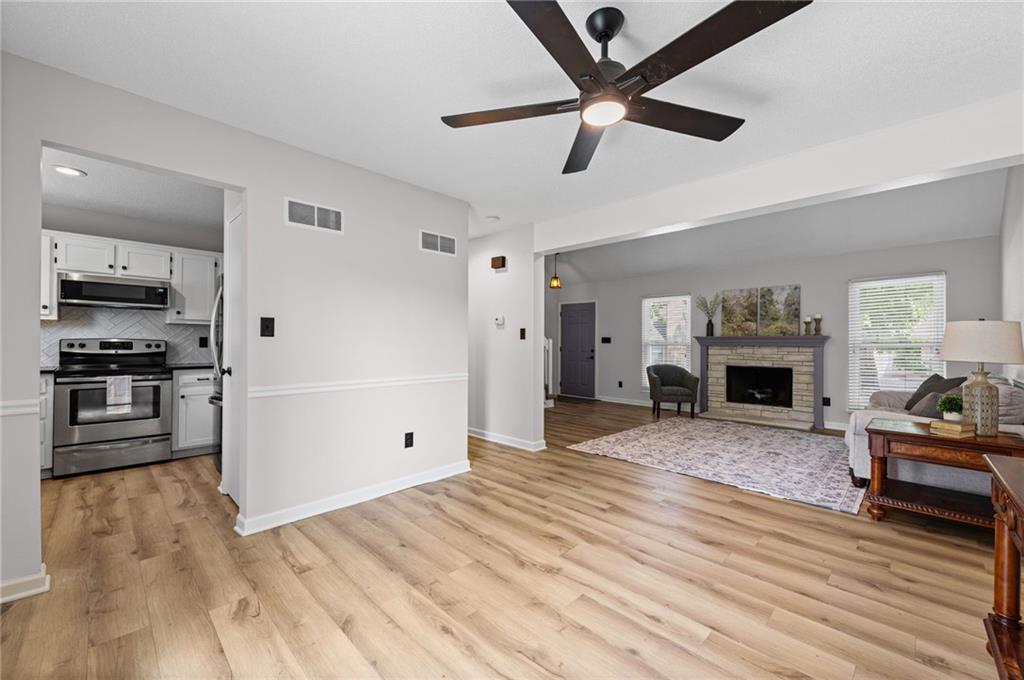 10780 Oakmont Street Property Photo 3