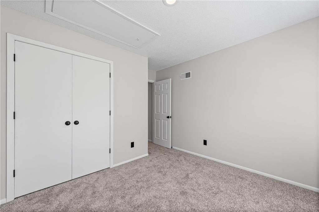 10780 Oakmont Street Property Photo 11
