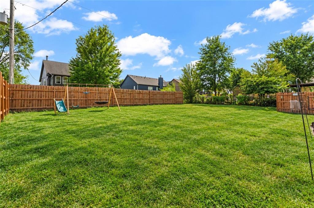 216 Meadowbrook Lane Property Photo 31