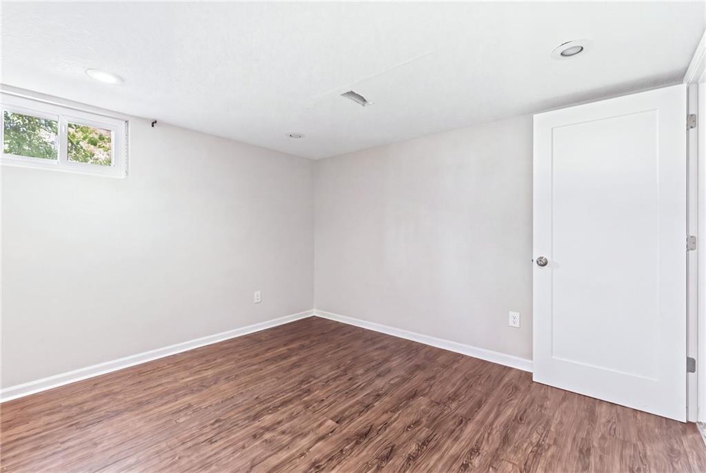 507 Se Adobe Drive Property Photo 23
