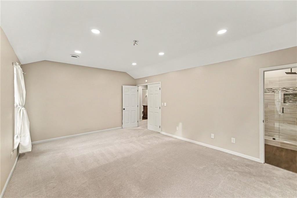1005 Blueberry Lane Property Photo 16