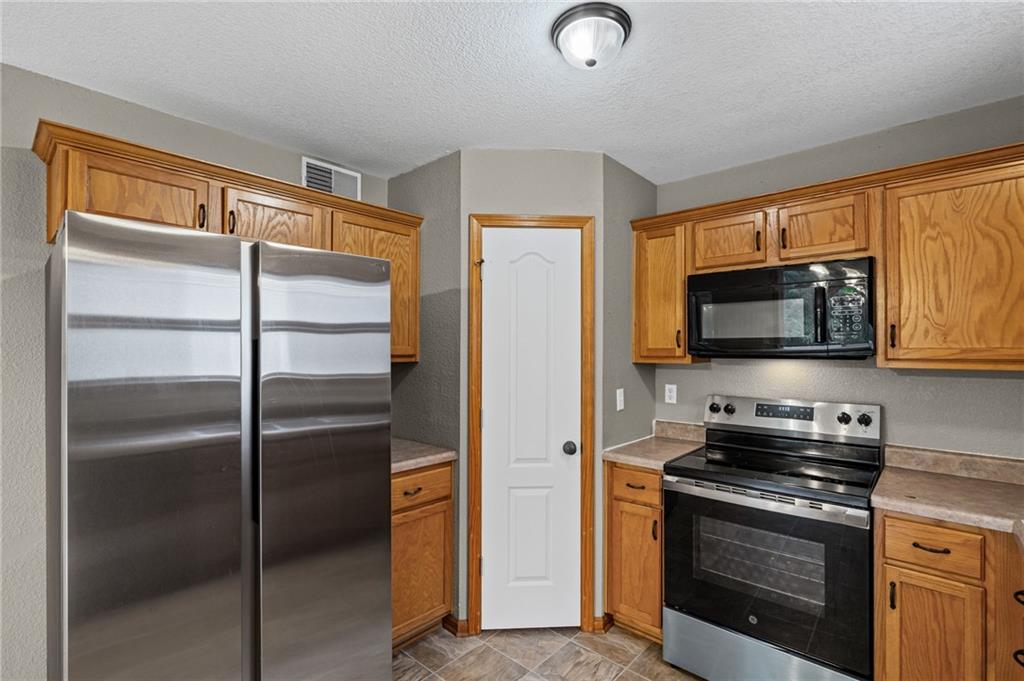 1626 Nw Garrett Drive Property Photo 12