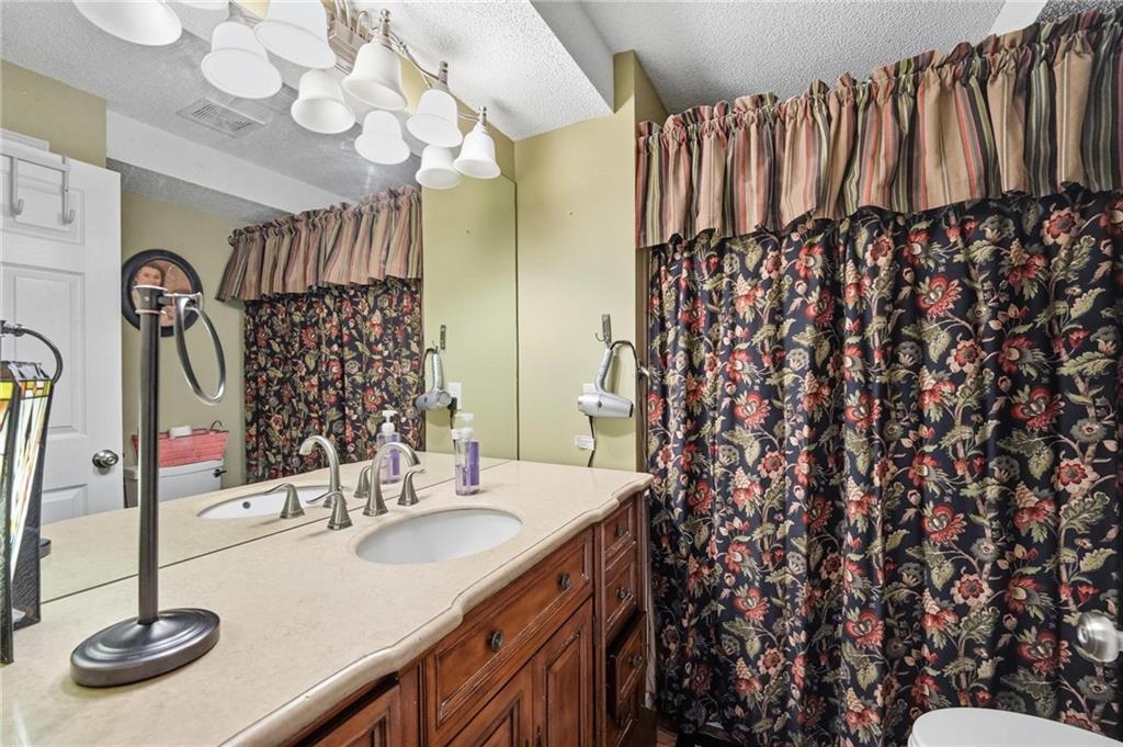 312 E Hansen Court Property Photo 22